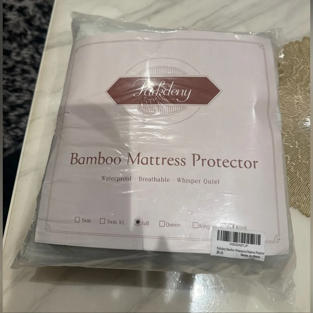 Bamboo Mattress Protector - White